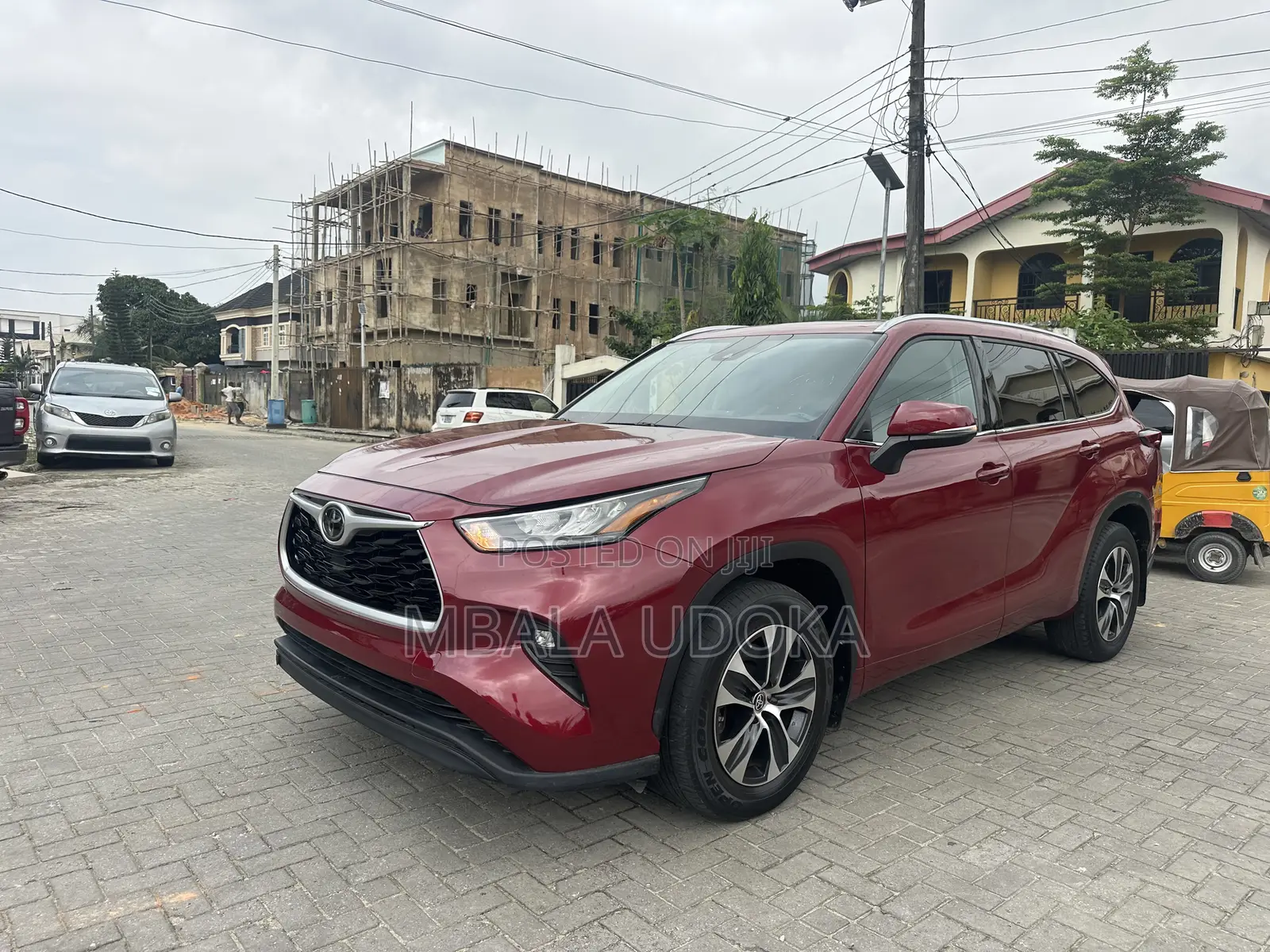 Toyota Highlander XLE AWD 2020 Red