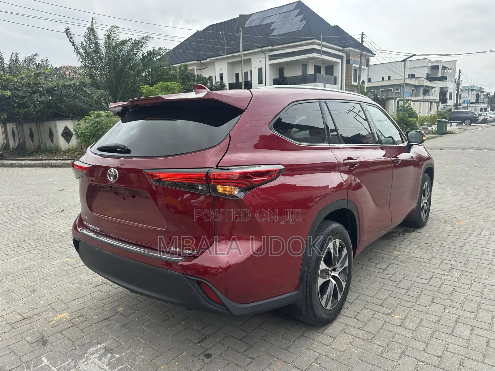 Toyota Highlander XLE AWD 2020 Red