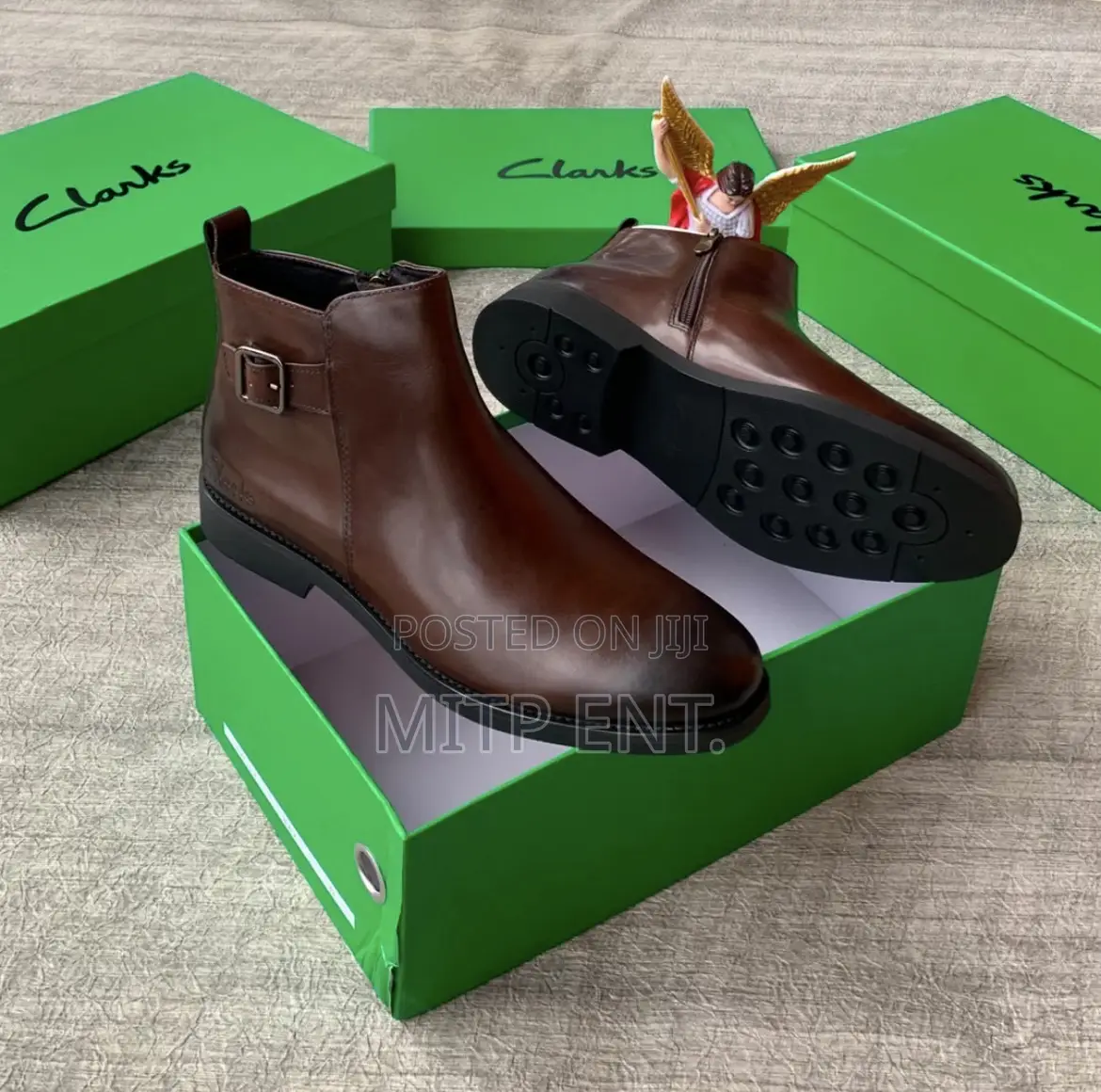 Clarks Men’s Classic Leather Ankle Boots