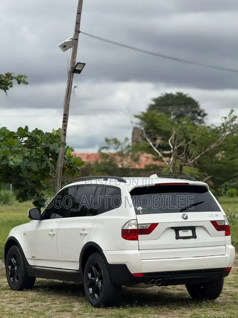 BMW X3 xDrive30i 2010 White