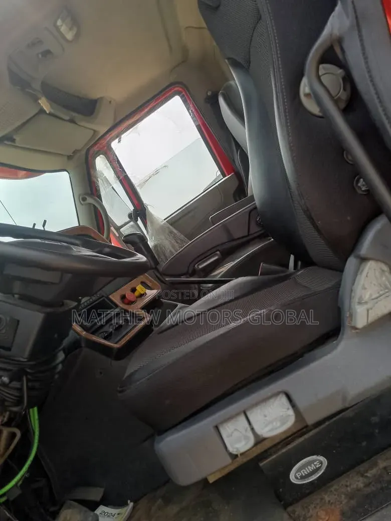 Direct Tokunbo America International Prostar Premium Truck Head .