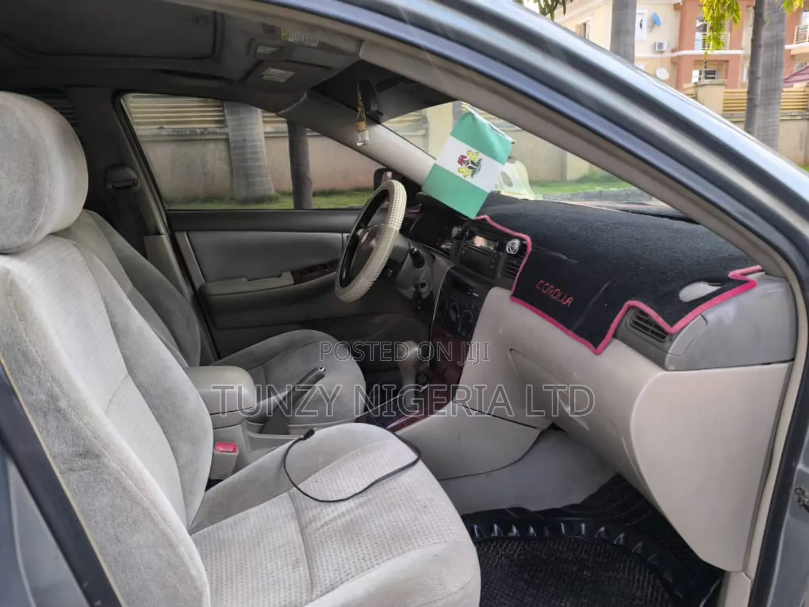 Toyota Corolla 2004 Gray