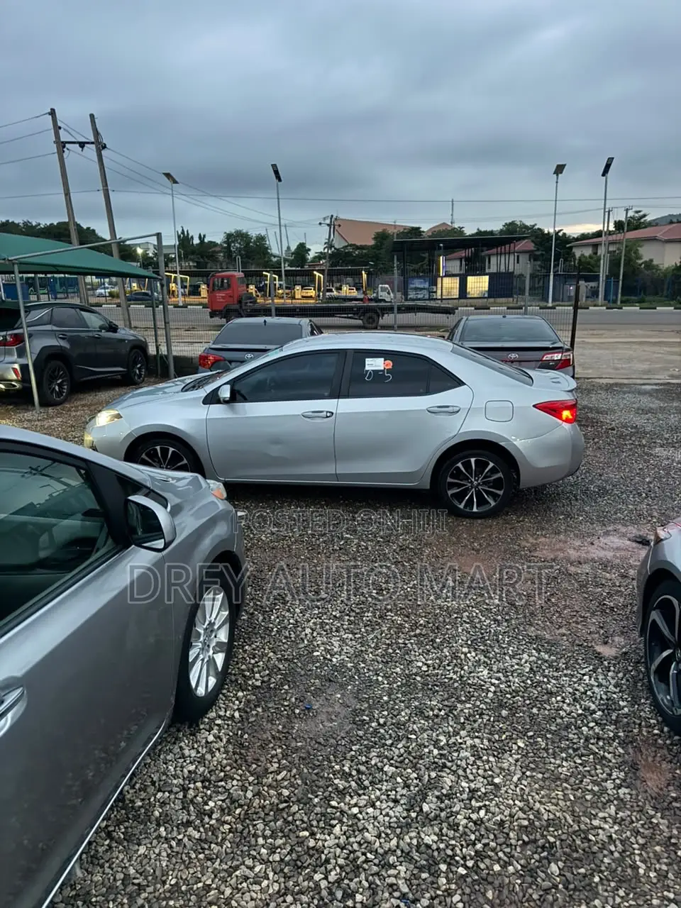 Toyota Corolla SE 4dr Sedan (1.8L 4cyl CVT) 2017 Silver