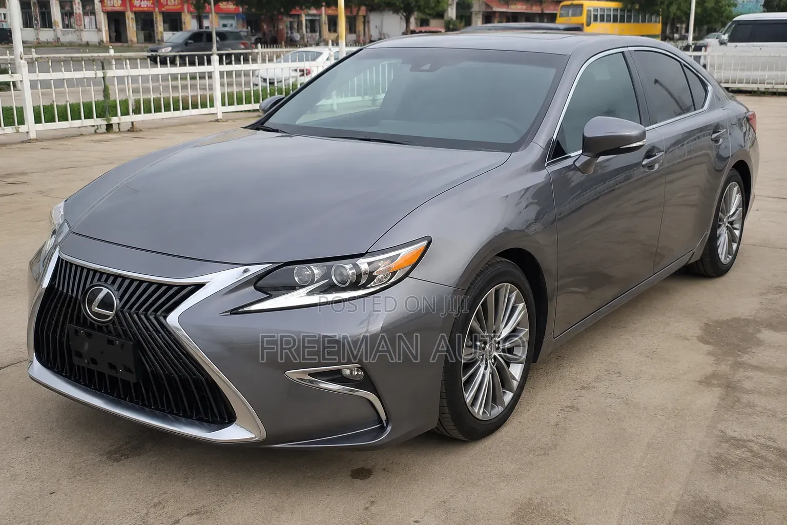 Lexus ES 2021 Gray