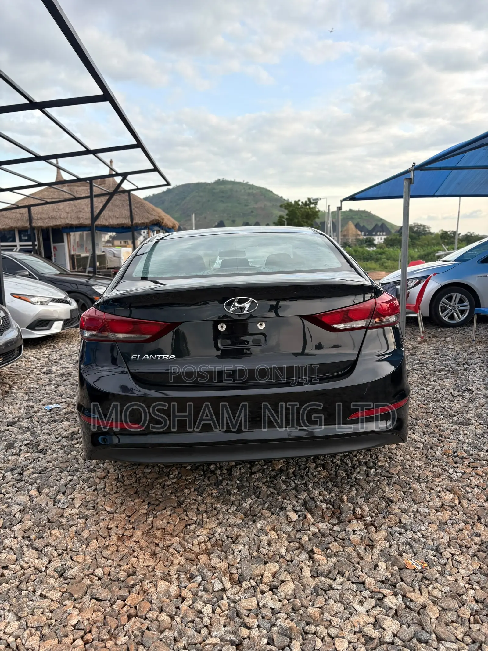 Hyundai Elantra 2017 Black