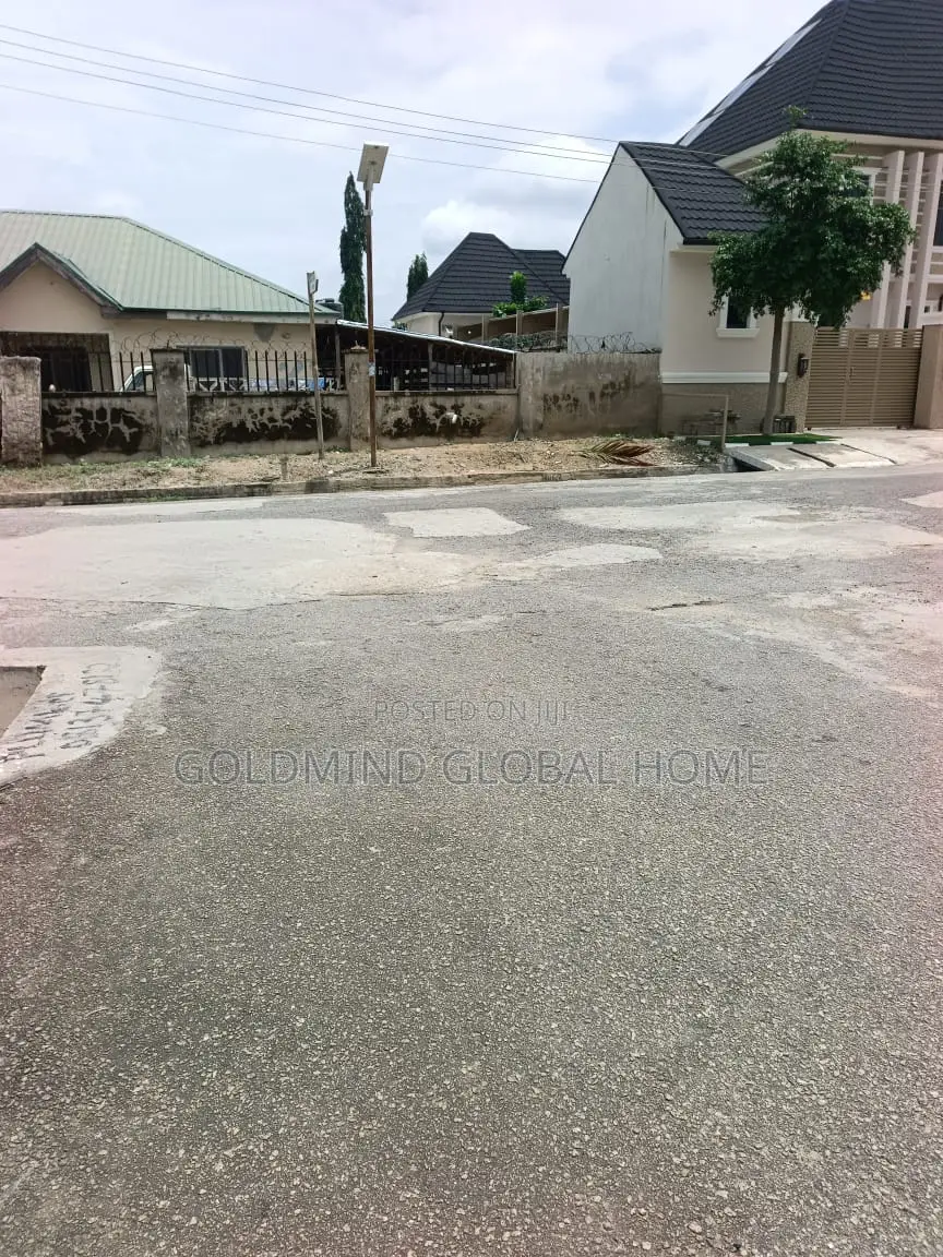600sqm. Estate Plot to Build 4bedroom Duplex in Apo for Sale