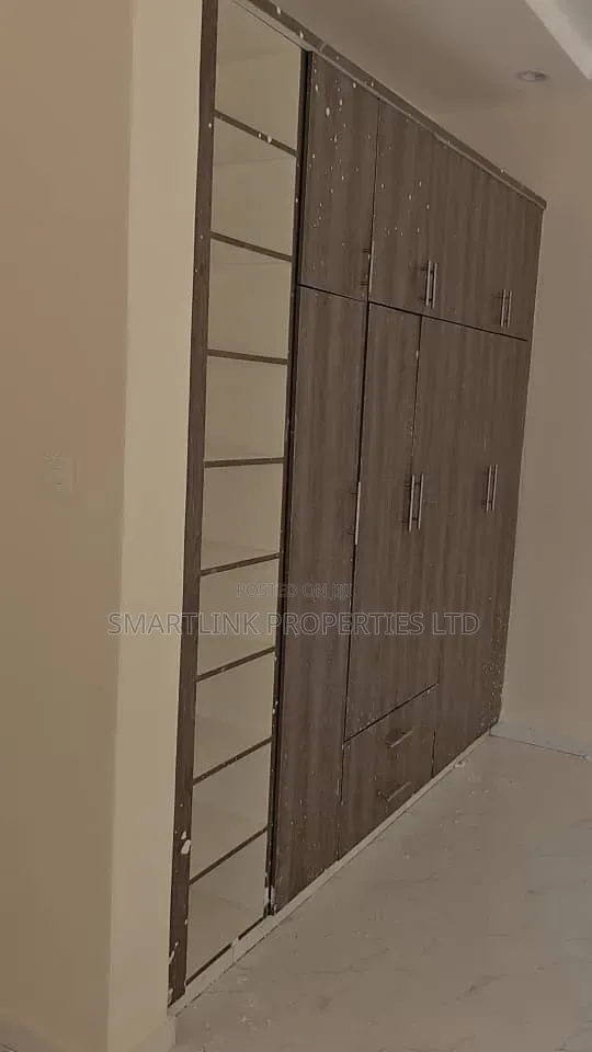 5bdrm Duplex in Guzape Main, Abuja for rent