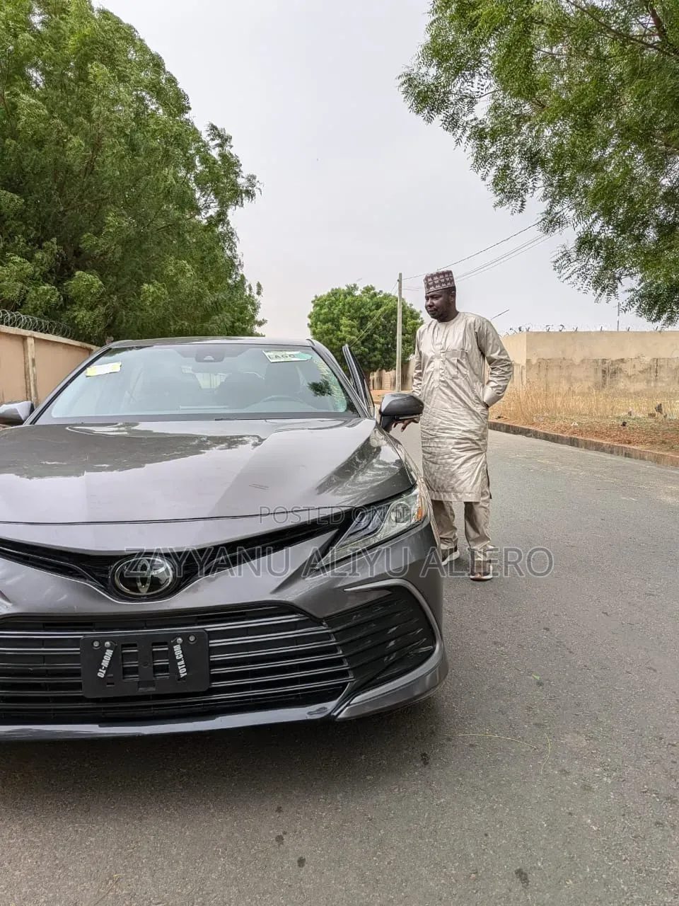Toyota Camry 2024 Silver