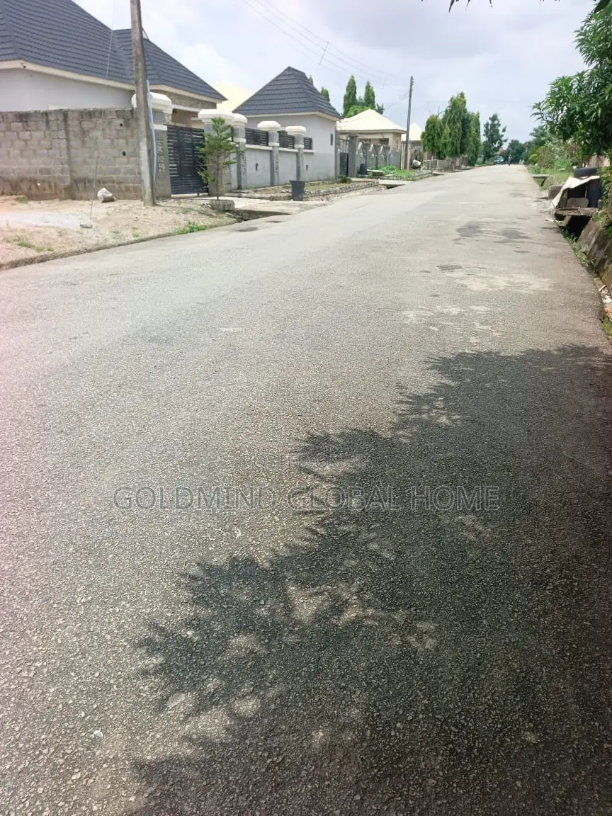 Fence and Gated Estate Plot for 4bedroom Duplex in Apo for Sale