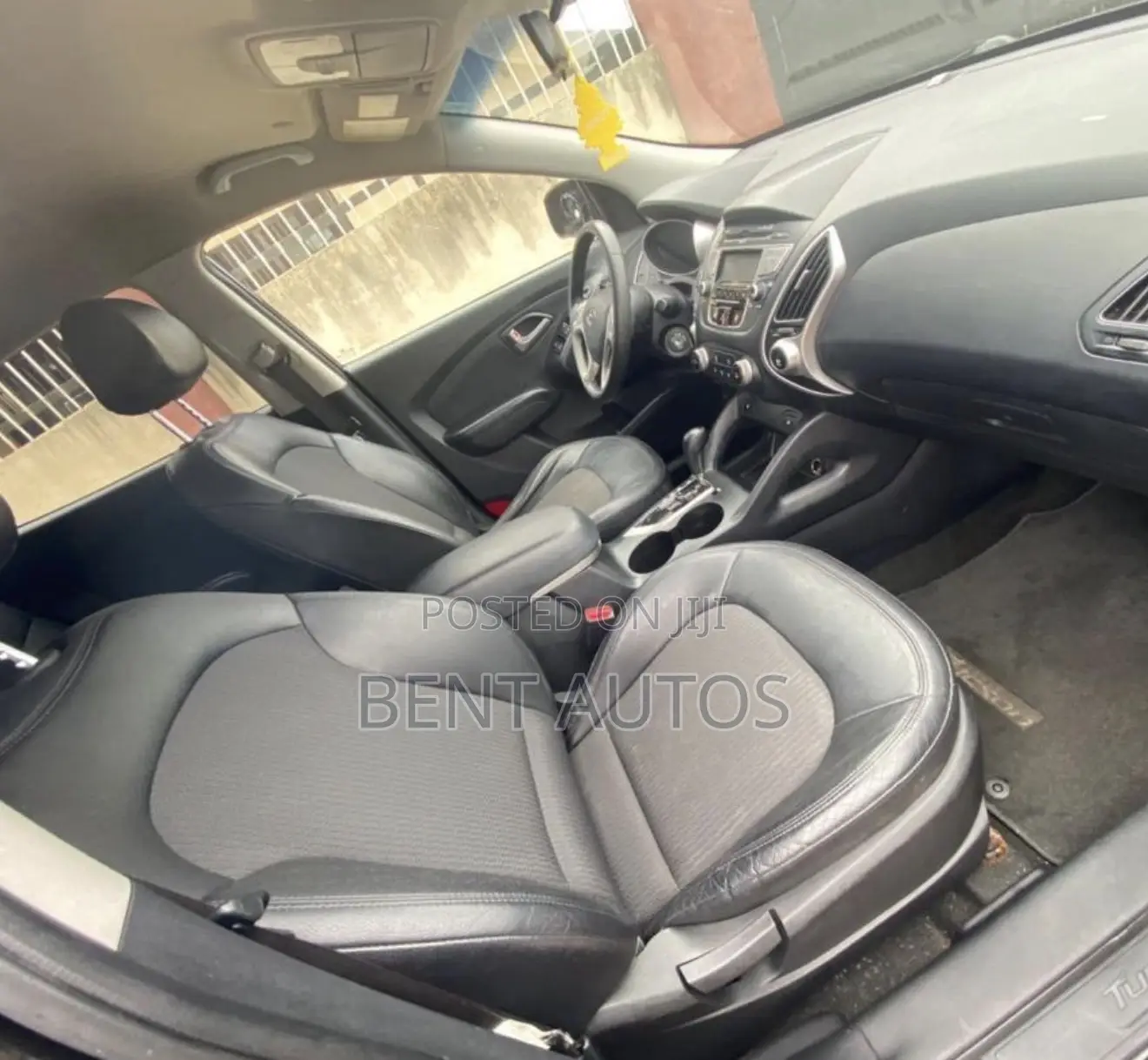 Hyundai Tucson 2012 Black