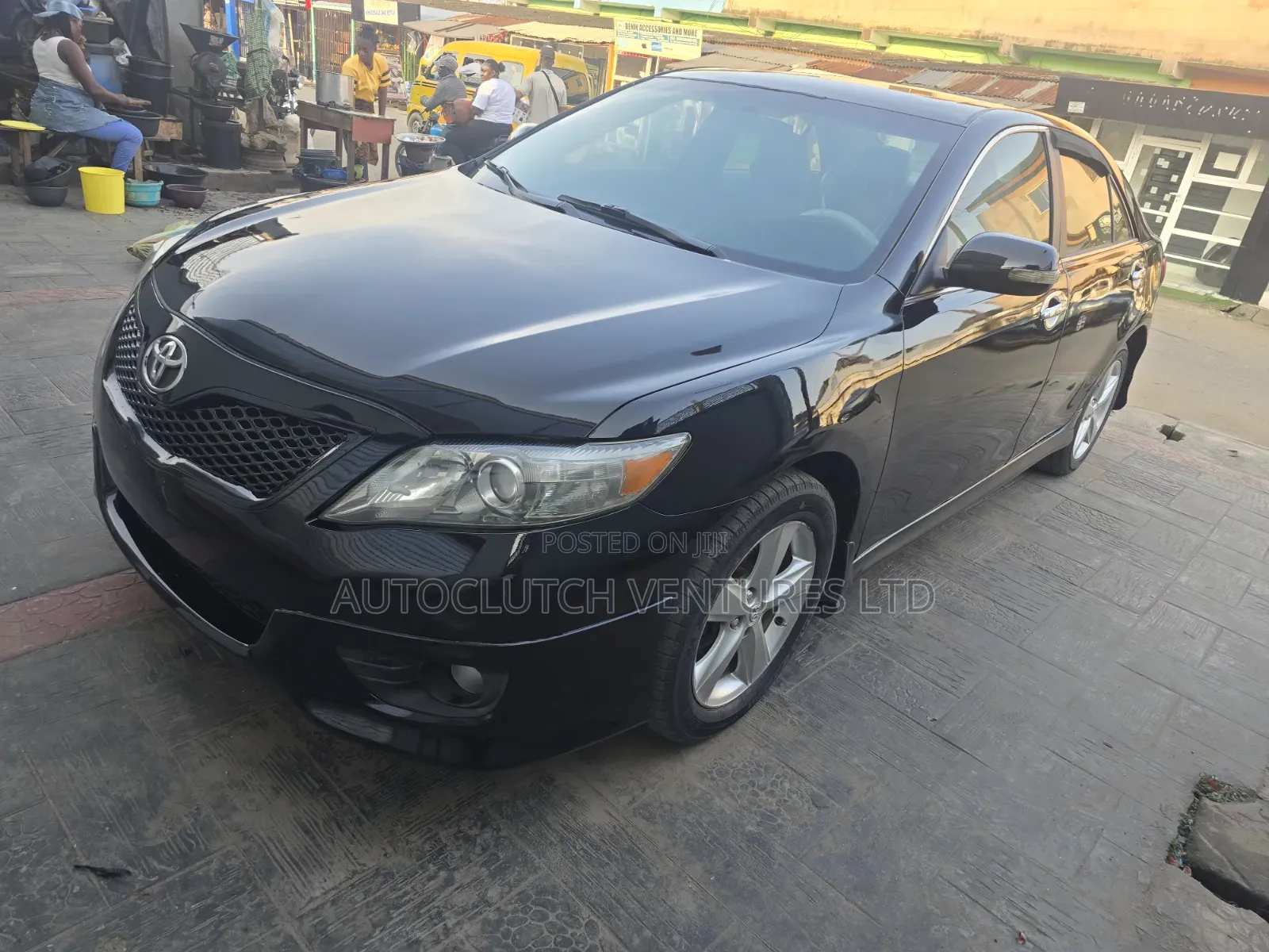 Toyota Camry SE 4dr Sedan (2.5L 4cyl 6AM) 2010 Black