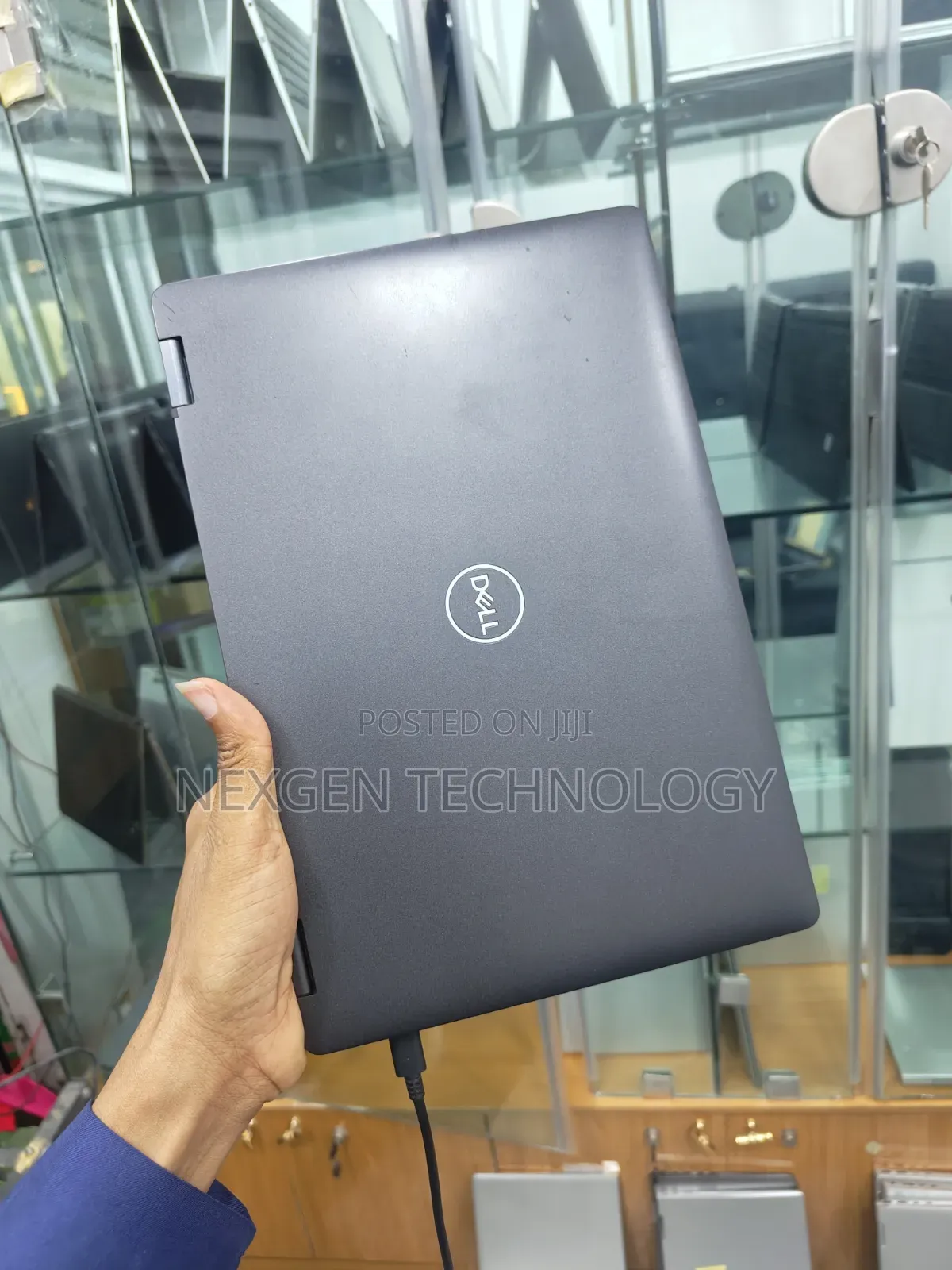 Laptop Dell Latitude 5300 2-in-1 16GB Intel Core i7 SSD 512GB