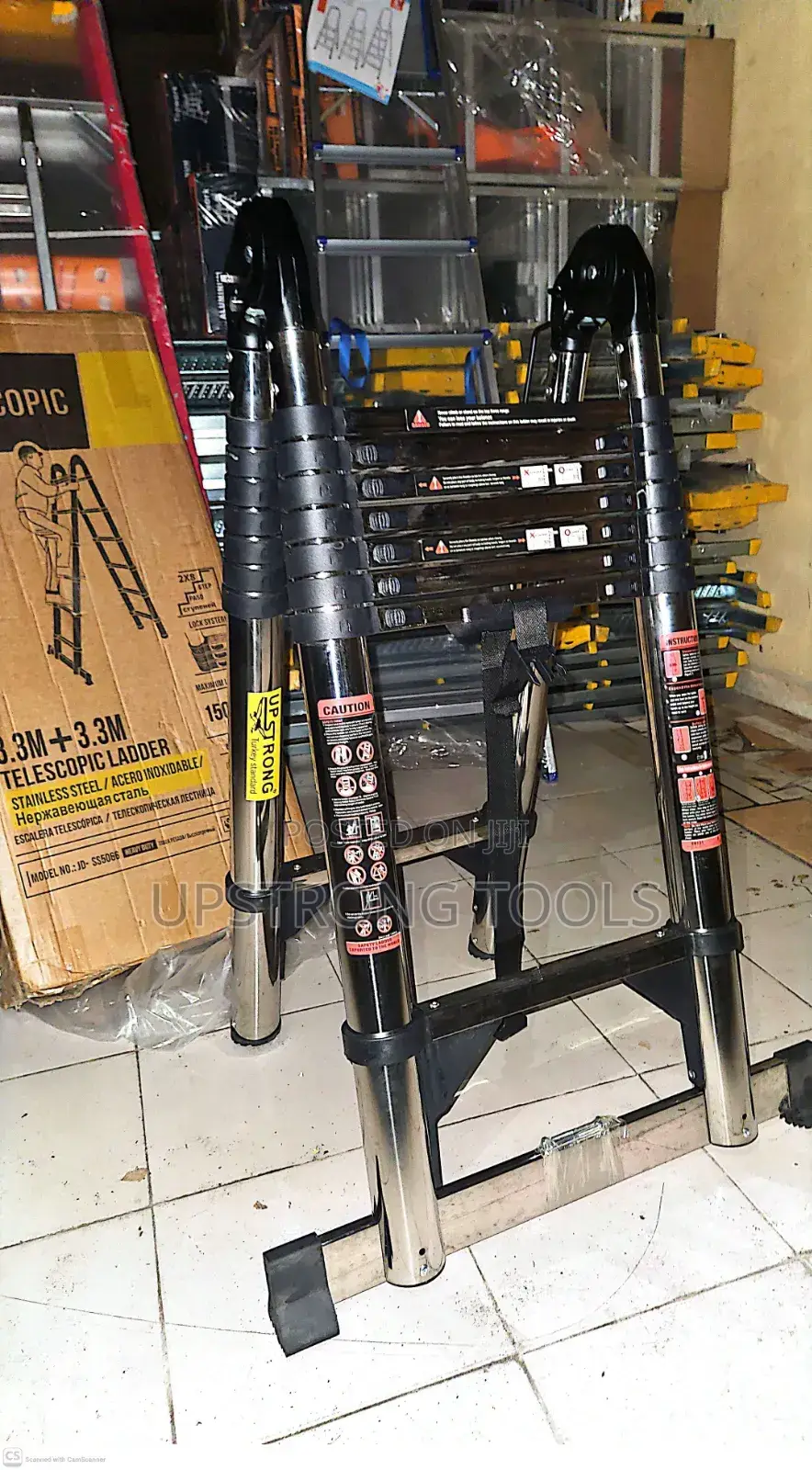 UPSTRONGtelescopic Ladder for Indoor and Outdoor Cleaning