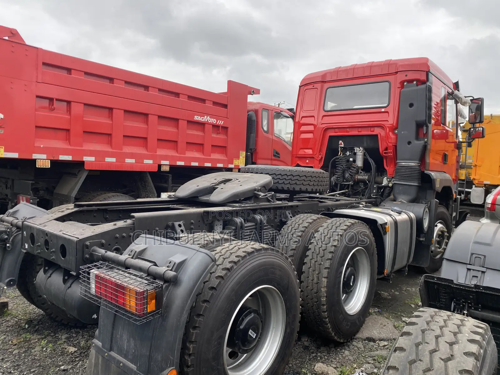SAGMOTO Tractor Head 10tyres