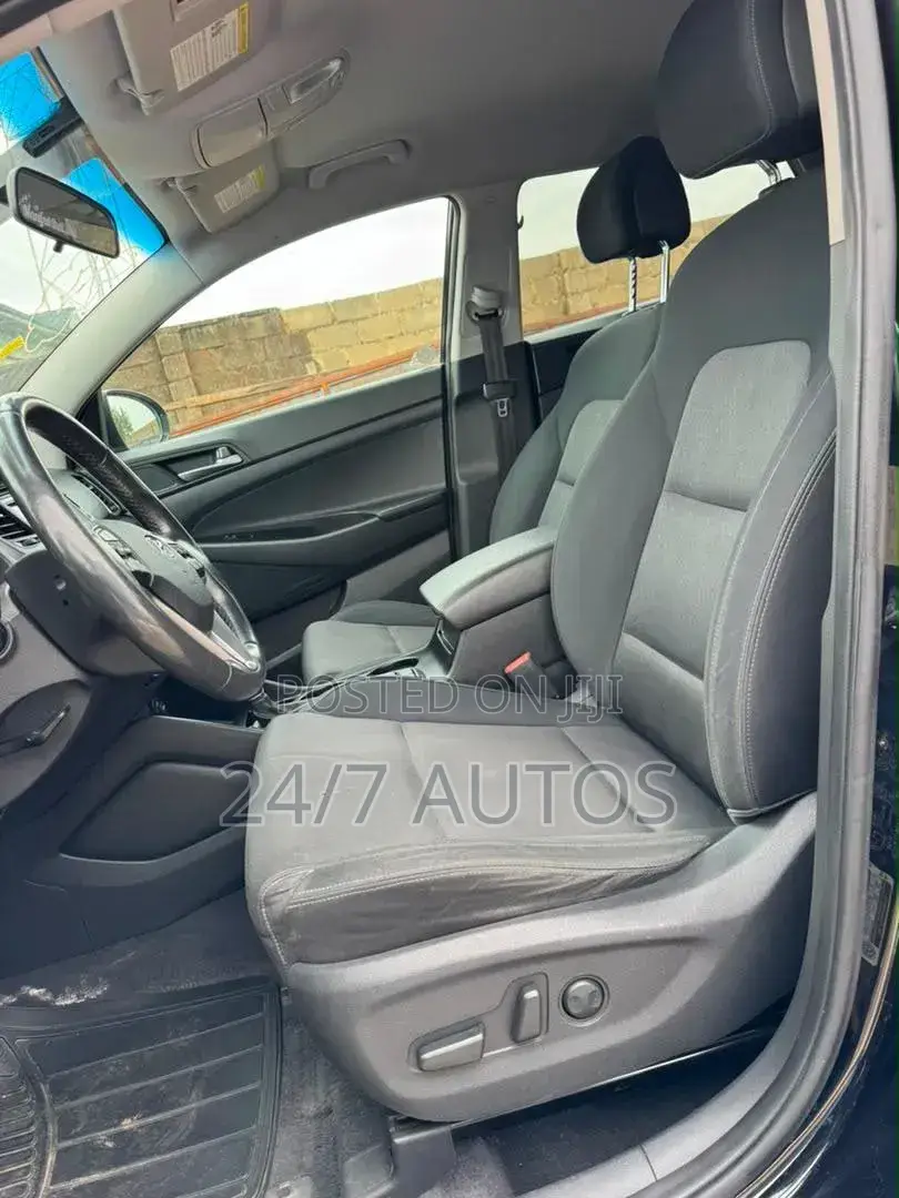 Hyundai Tucson 2018 Black