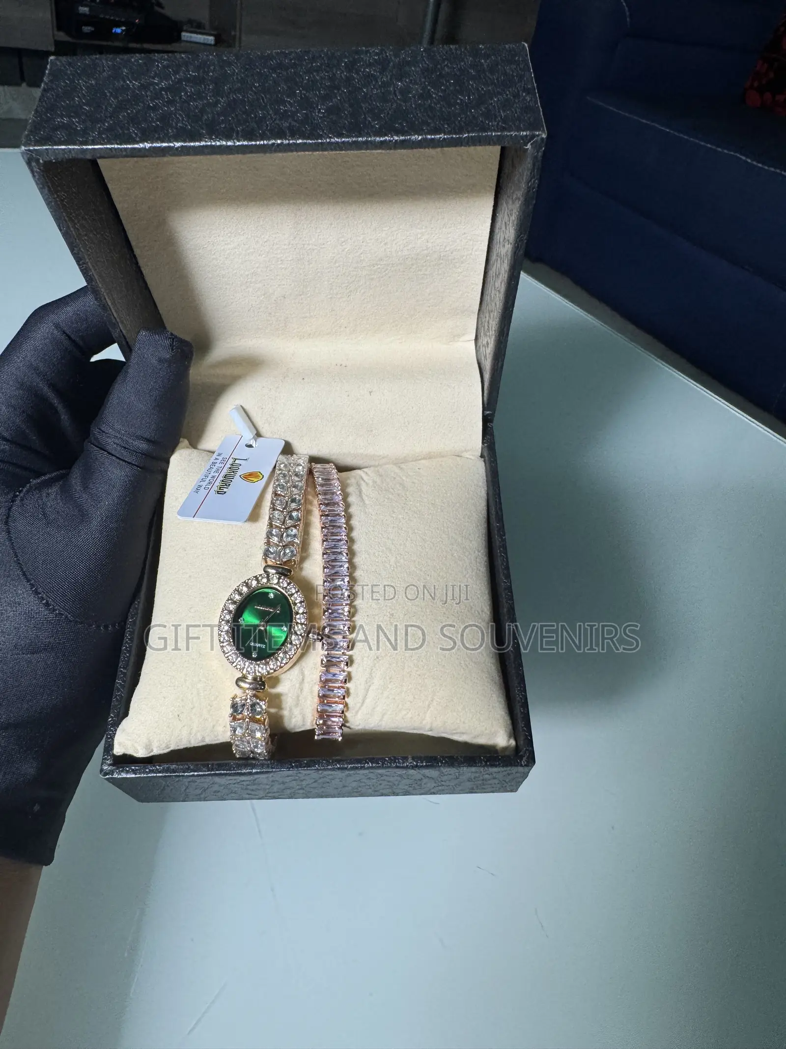 Lookworld Female Wristwatch