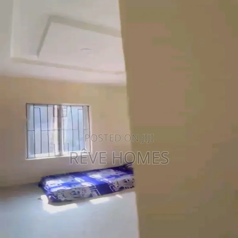 Mini Flat in Ketu-Ikosi for rent