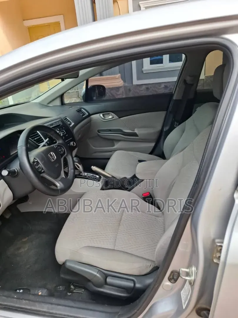 Honda Civic 2013 Silver