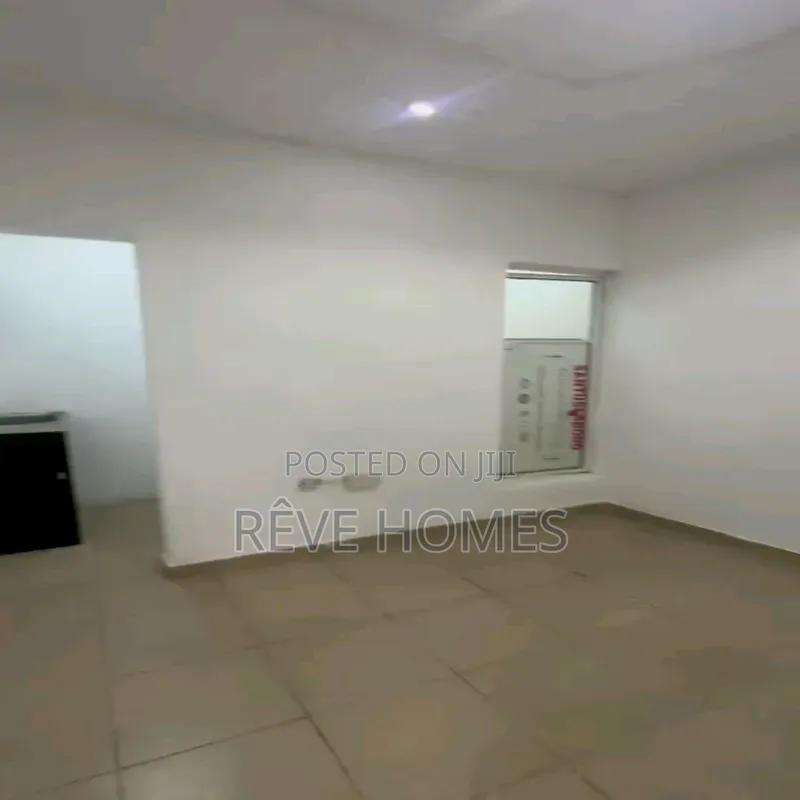 Studio Apartment in Shomolu / Shomolu for rent