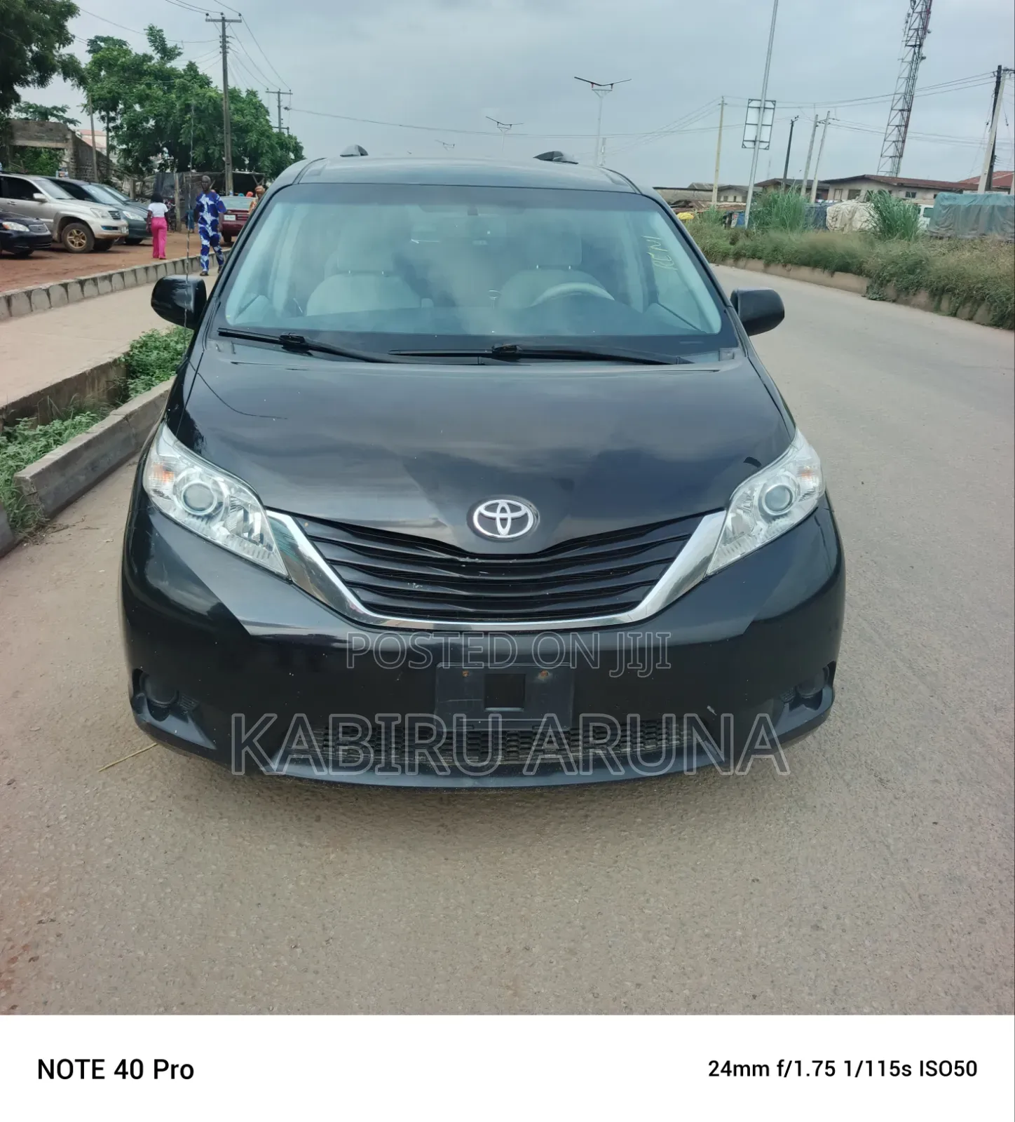 Toyota Sienna 2013 Black