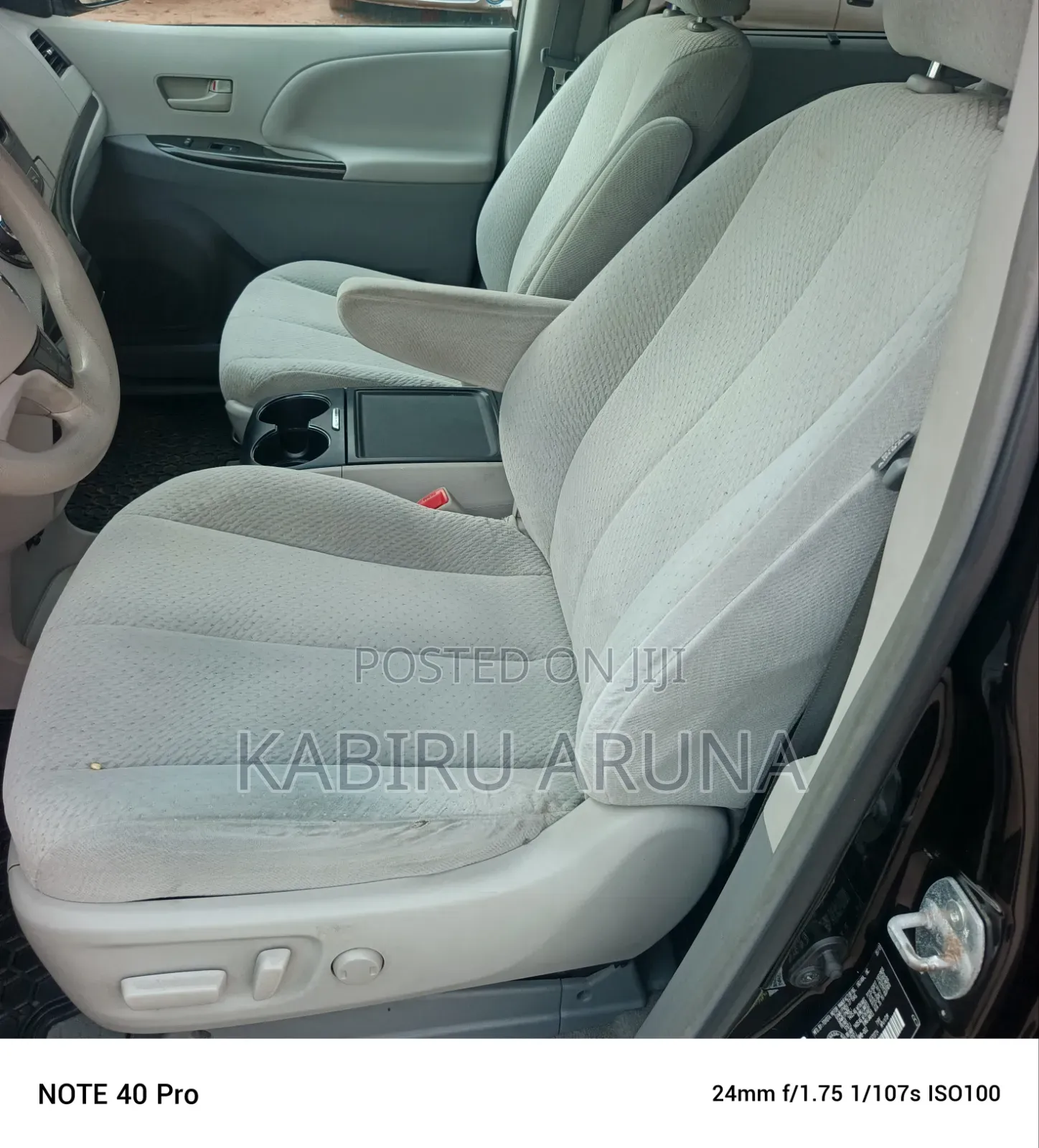 Toyota Sienna 2013 Black