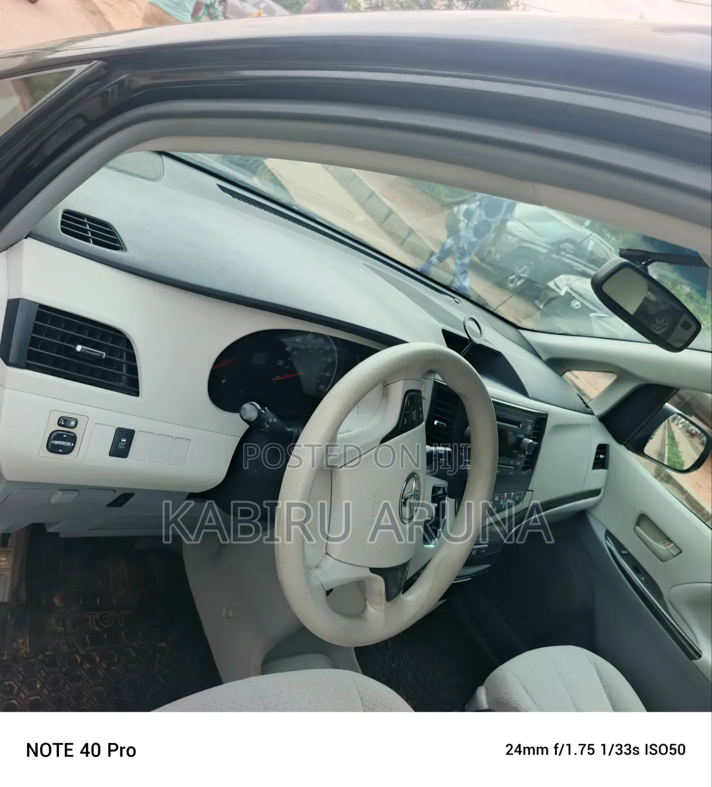 Toyota Sienna 2013 Black