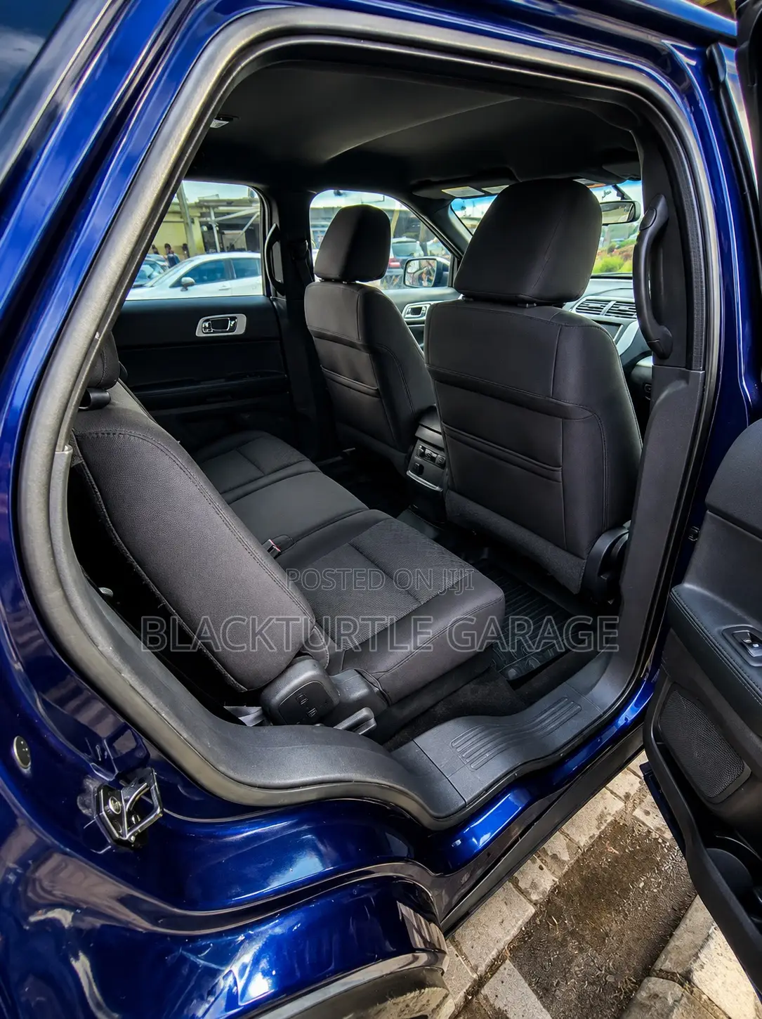 Ford Explorer 2011 Blue