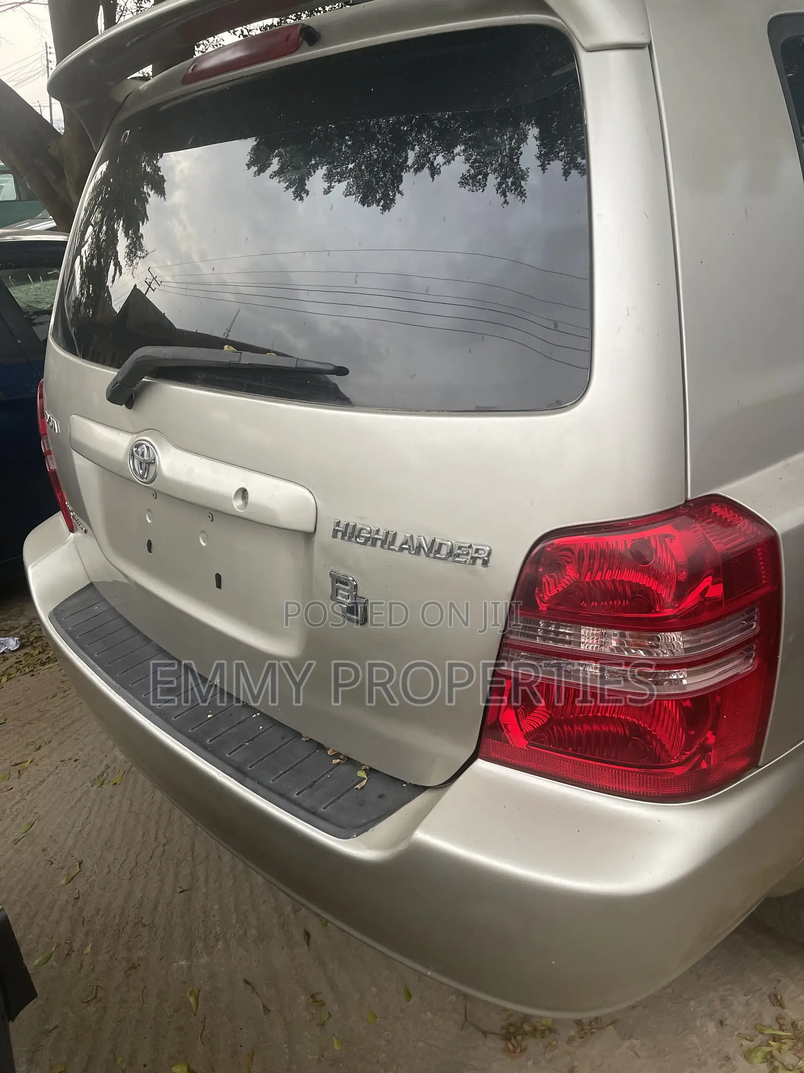 Toyota Highlander 2004 Gold