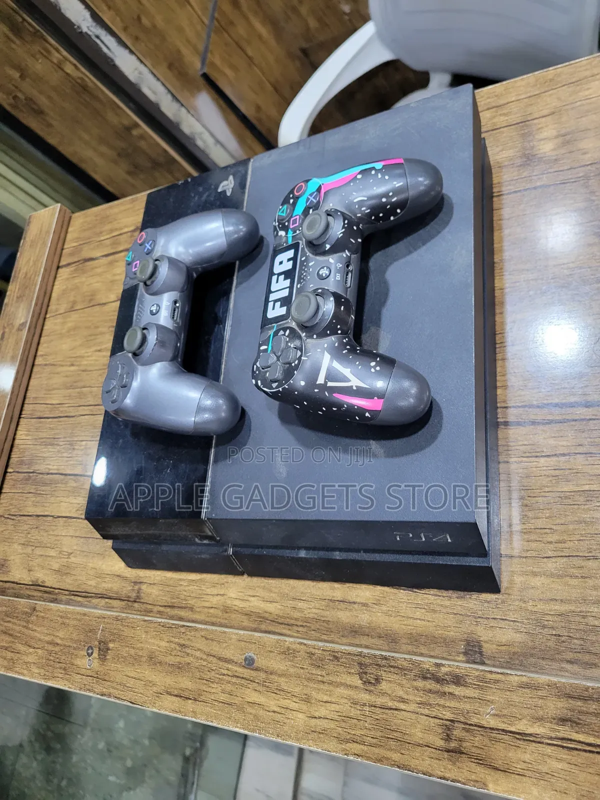 PS4 Hacked With 2 Pads
