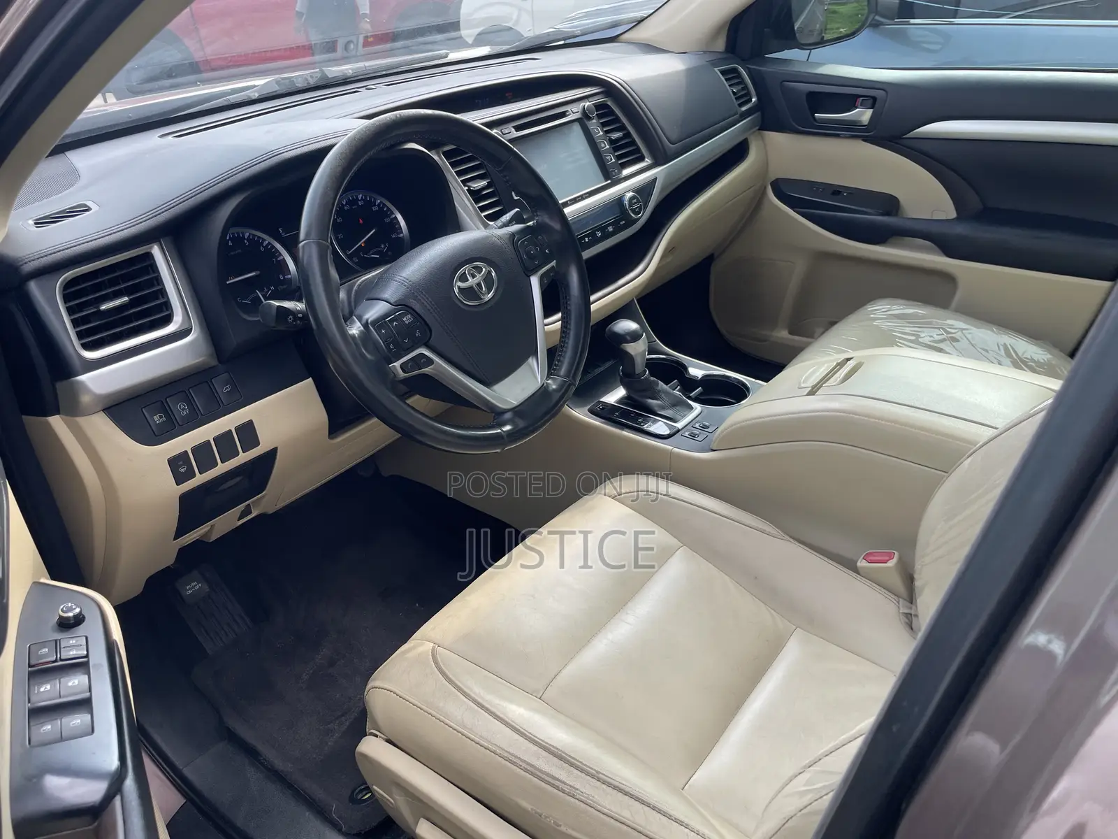 Toyota Highlander XLE 4x4 V6 (3.5L 6cyl 8A) 2017 Brown