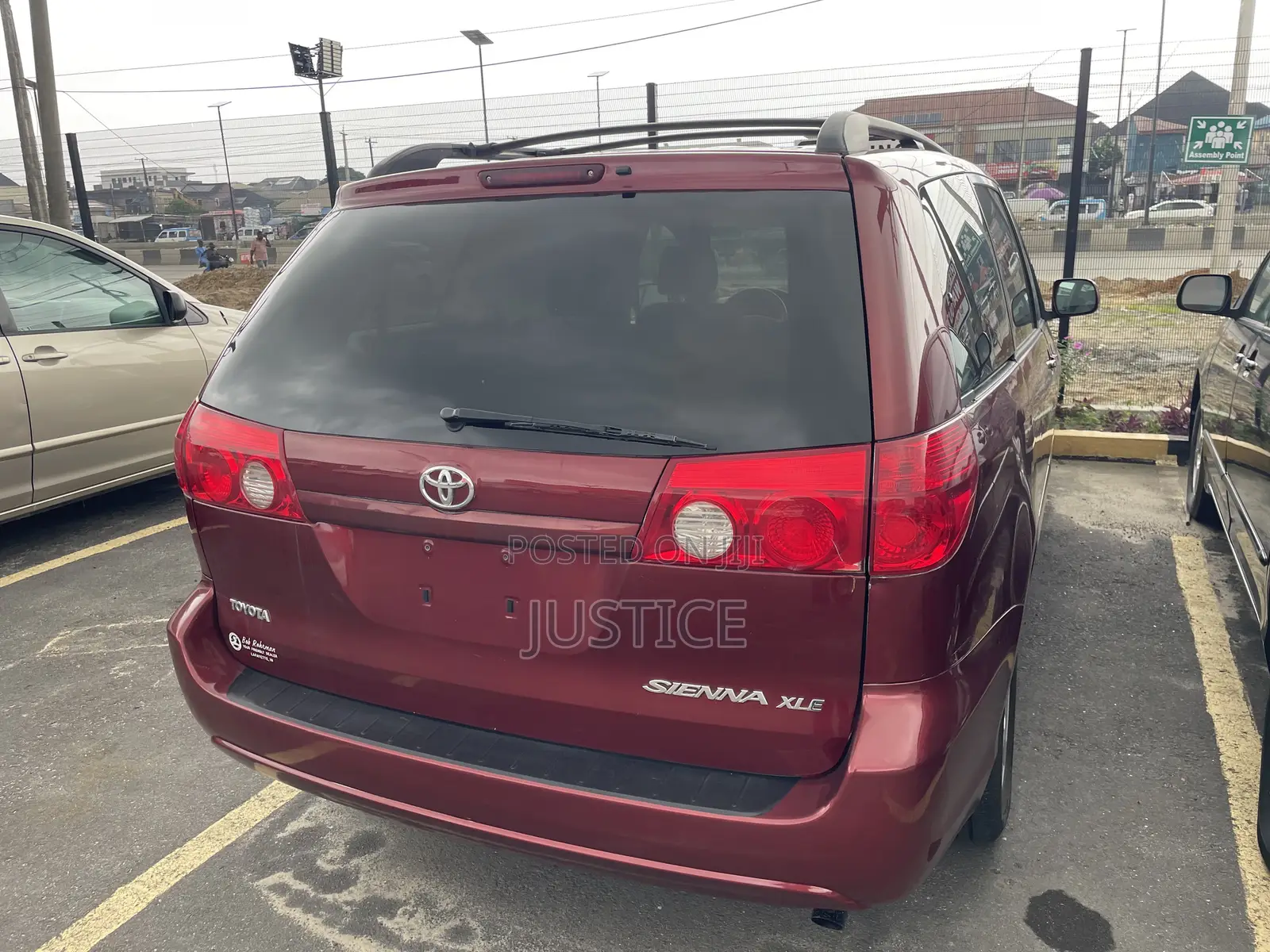 Toyota Sienna XLE AWD 2006 Red