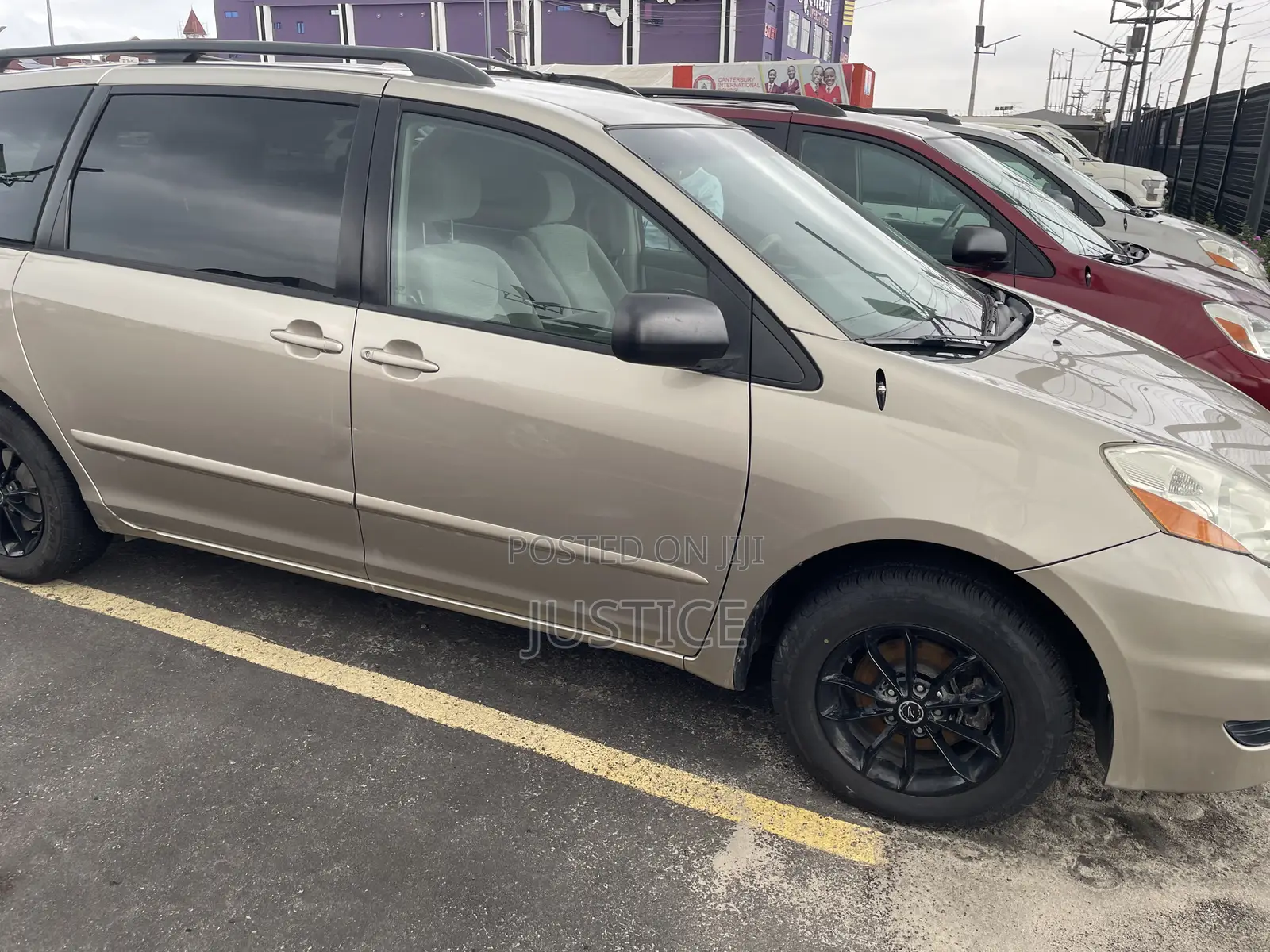 Toyota Sienna 2006 Gold