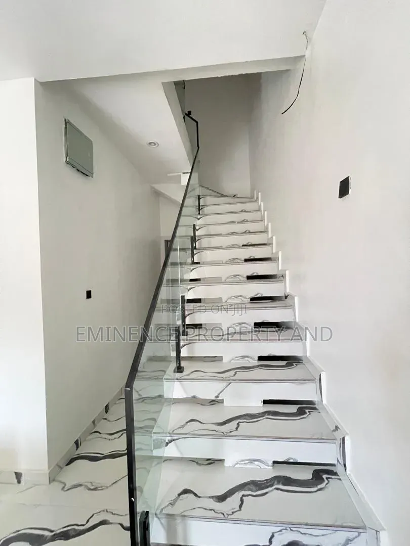 Furnished 4bdrm Duplex in Ikota for rent