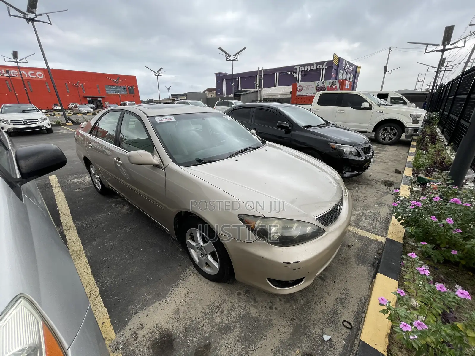 Toyota Camry SE 4dr Sedan (2.4L 4cyl 5A) 2006 Gold
