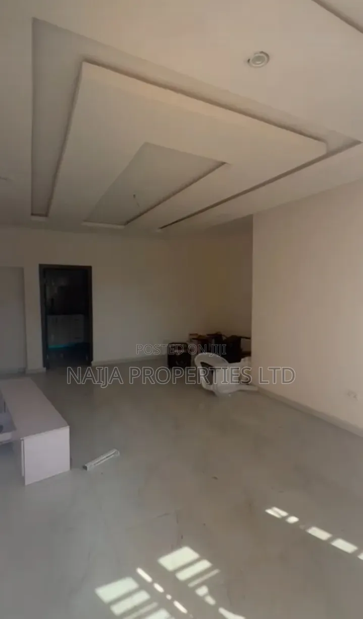 3bdrm Apartment in Abijo Gra for sale