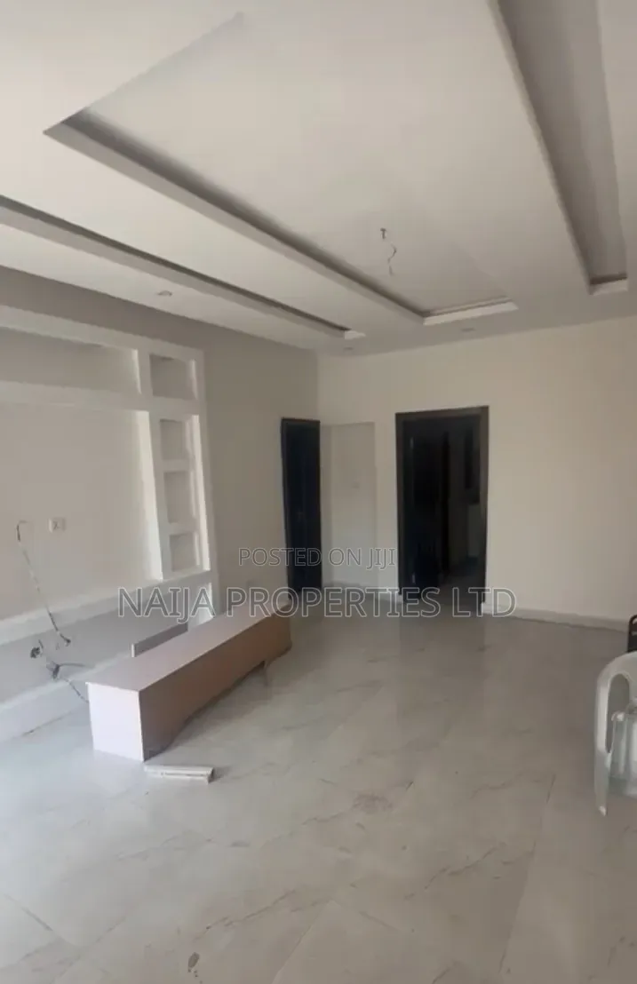 3bdrm Apartment in Abijo Gra for sale
