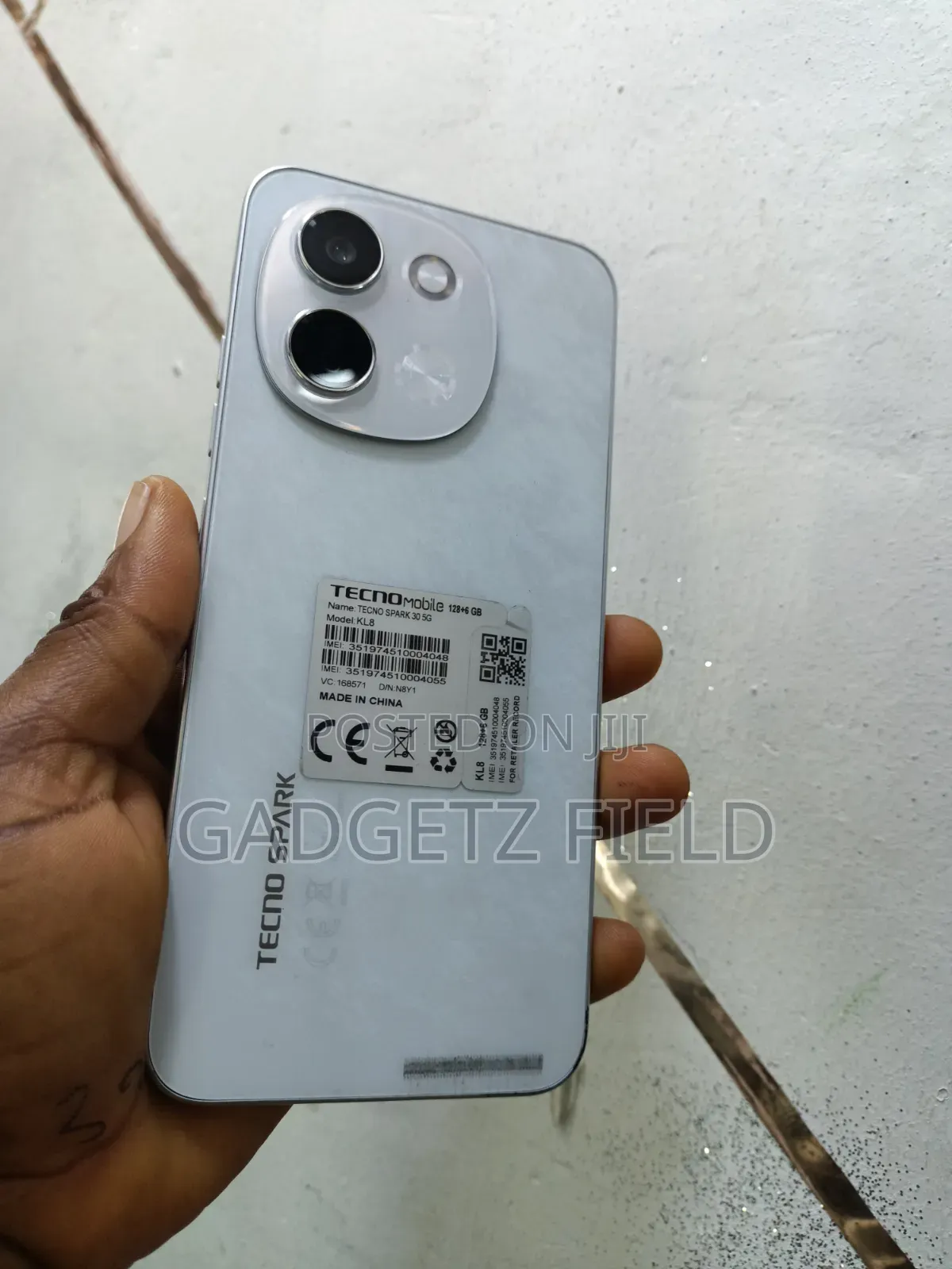 Tecno Spark 30 128 GB White