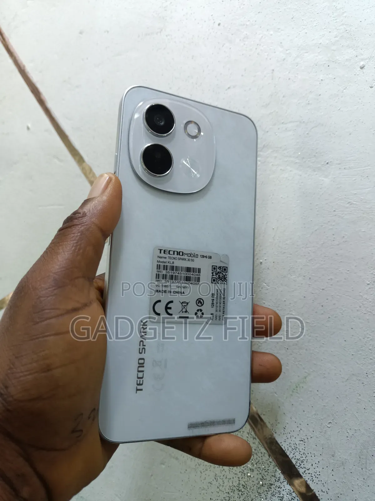 Tecno Spark 30 128 GB White