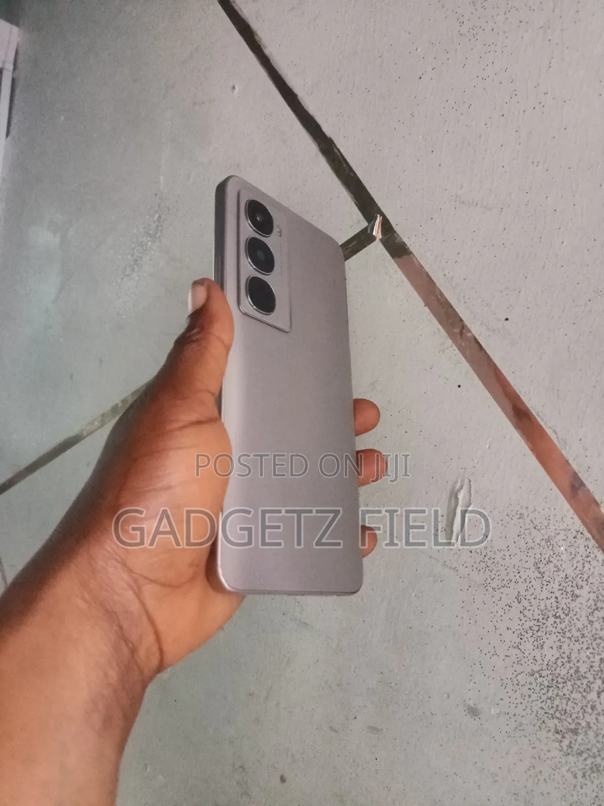 Itel City 100 128 GB Gray