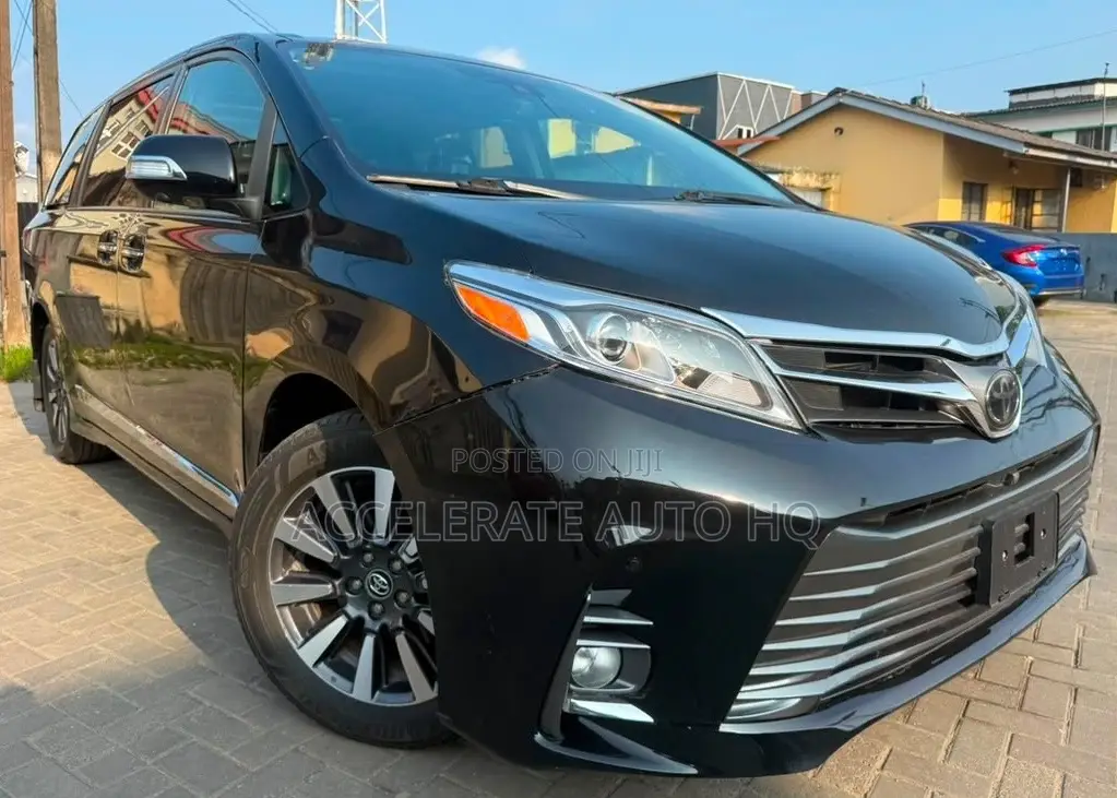 Toyota Sienna Limited Premium FWD 2019 Black