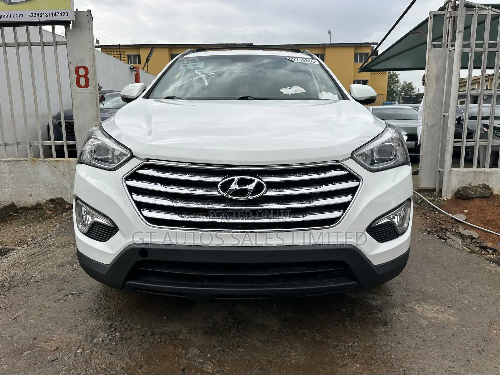 Hyundai Santa Fe Limited w/Saddle Interior 4dr SUV AWD (3.3L 6cyl 6A)