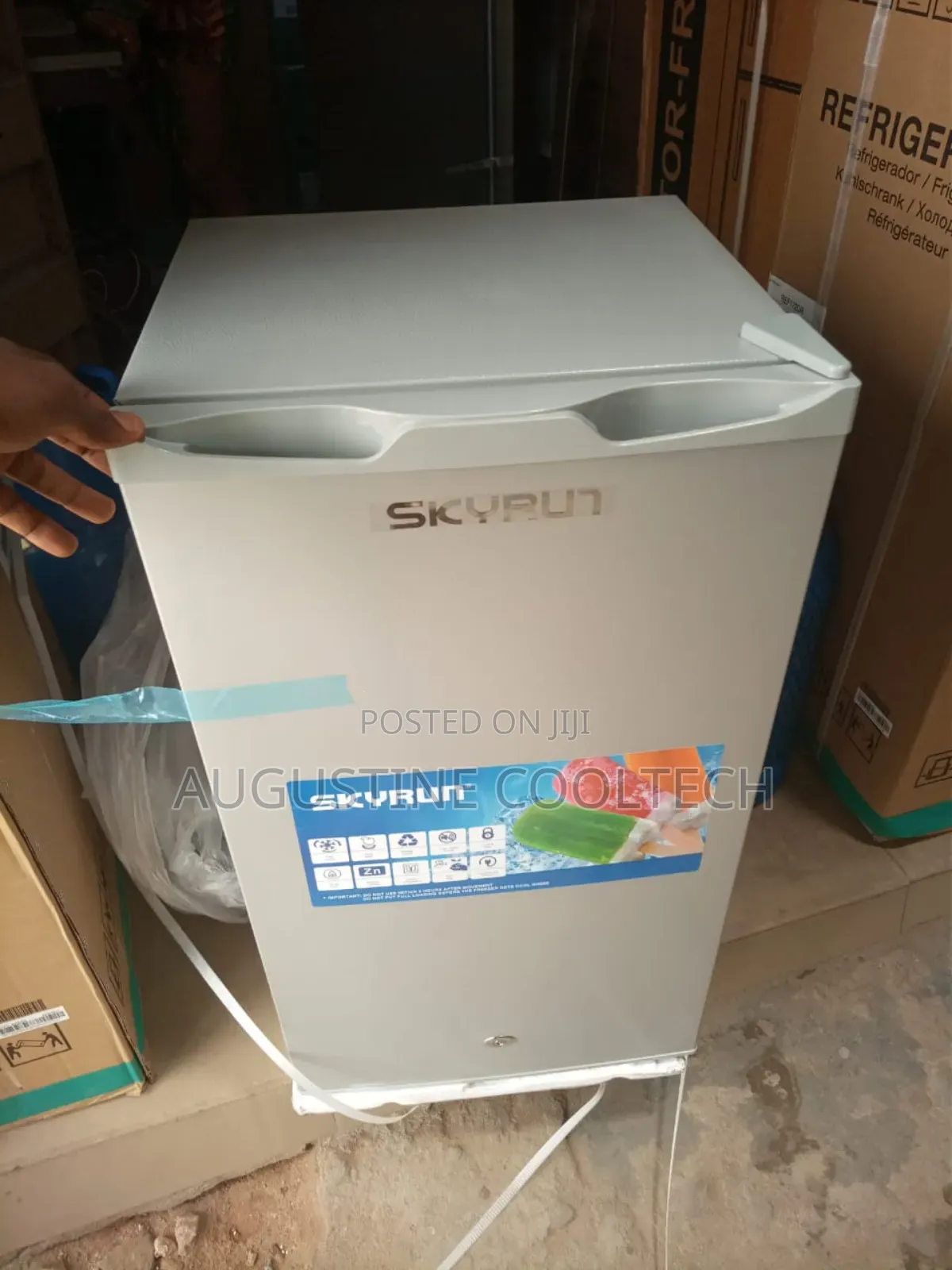 Brand New Skyrun Refrigeration 90liters