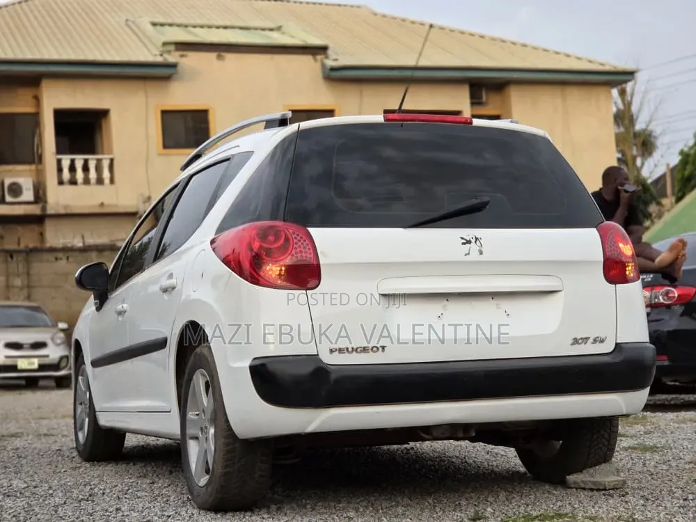 Peugeot 207 2005 White