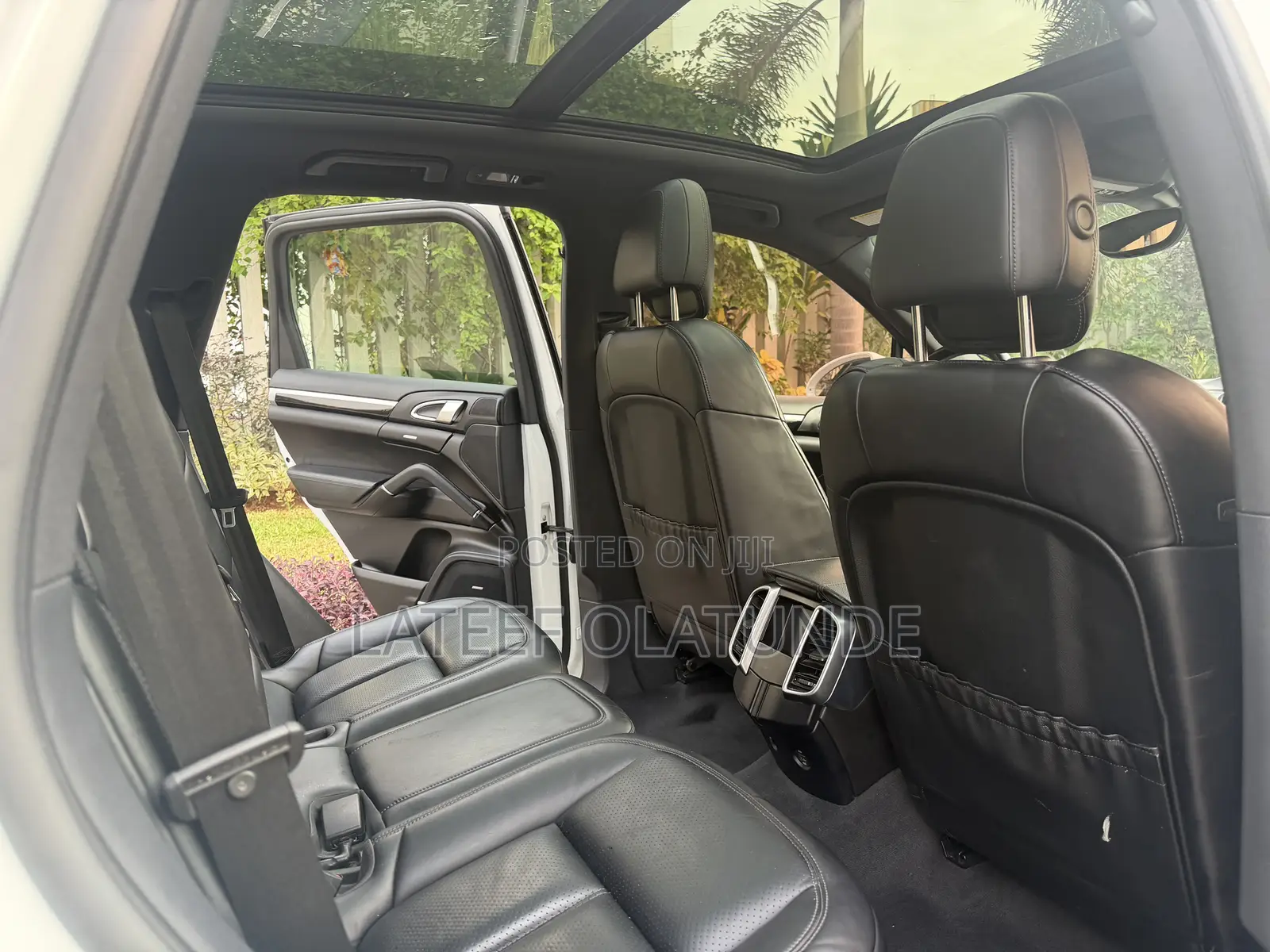 Porsche Cayenne Platinum Edition AWD 2017 White