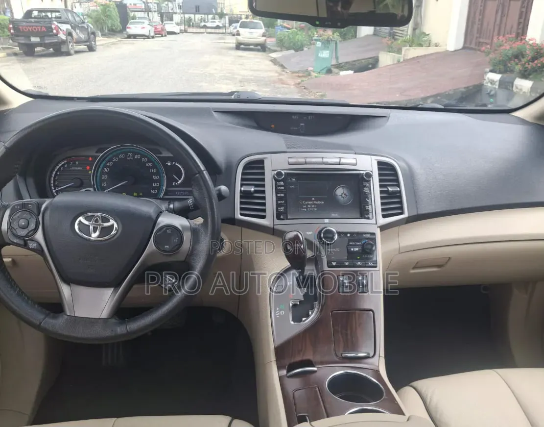 Toyota Venza Limited 2013 White