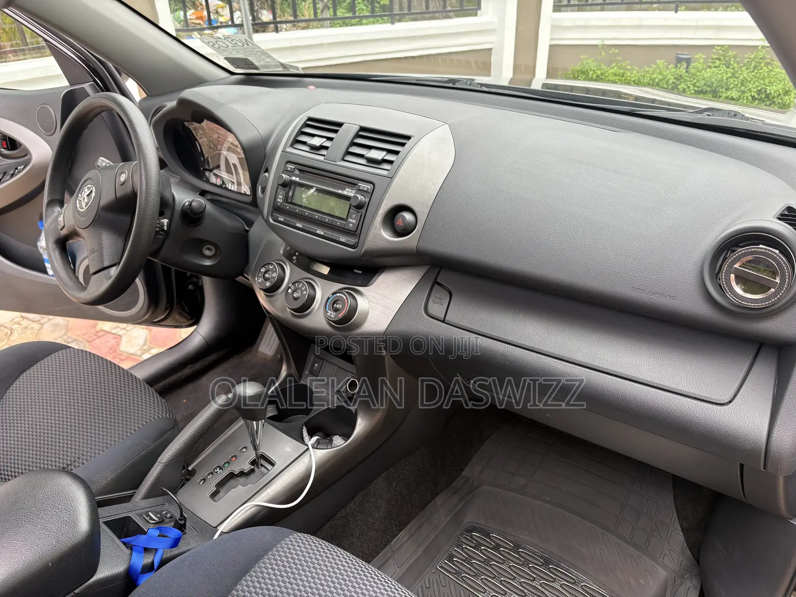 Toyota RAV4 2011 Black