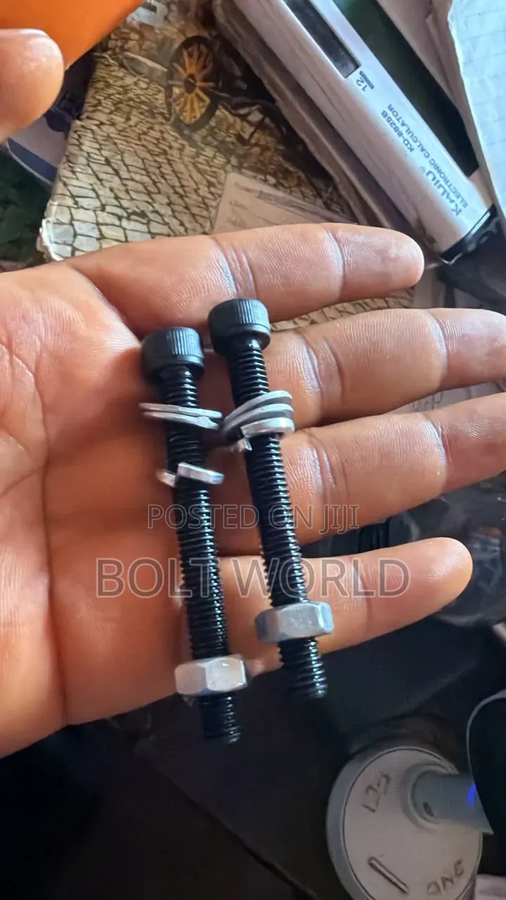 Allen Bolt and Nut M8x70mm 12.9
