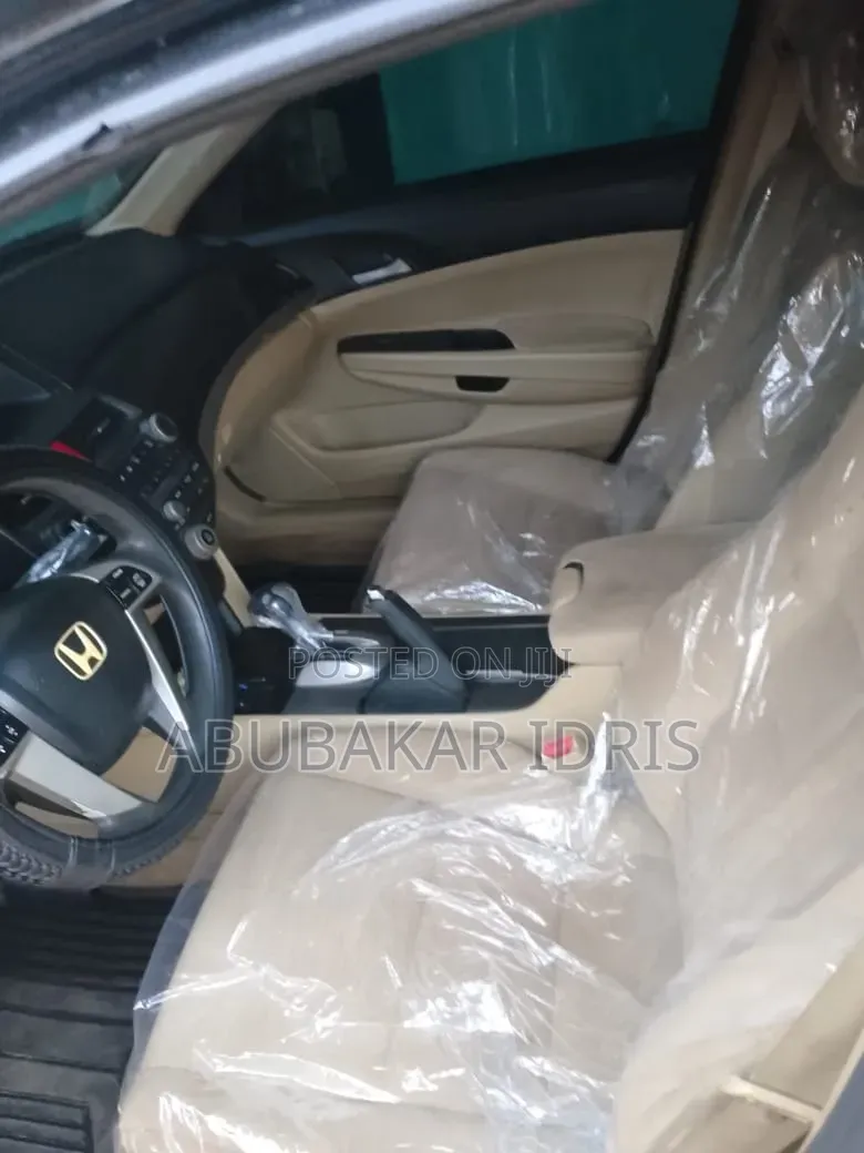 Honda Accord 2010 Black