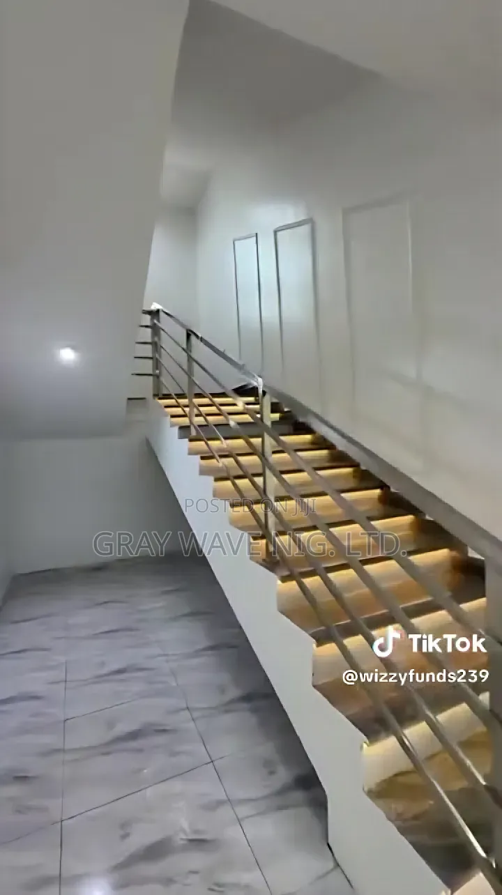 5bdrm Duplex in Lokogoma for sale