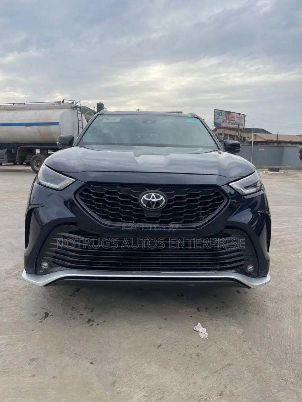 Toyota Highlander XSE 2022 Blue